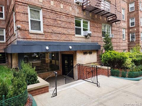 Building Photo - 10255-102-67 67th Dr Unit LF Rental