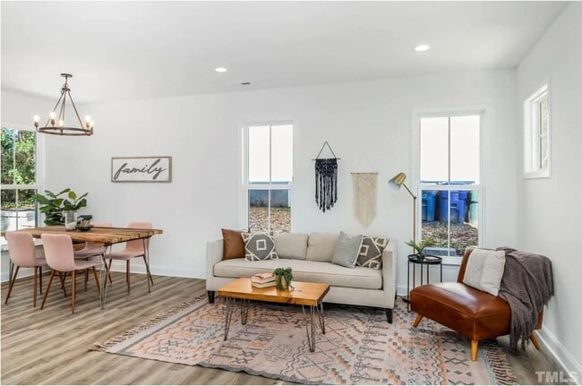 Photo - 2807 Cannada Ave
