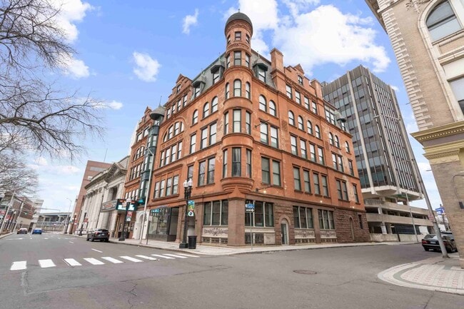 Building Photo - 177 State St Unit 205