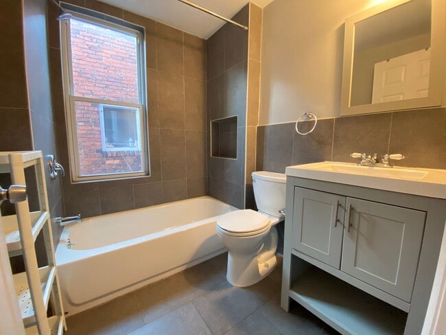 Building Photo - 3318 Dawson St Unit 1 Rental