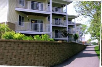 Photo - Angelus Apts