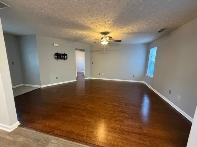 Photo - 70 Kenzi Way SW