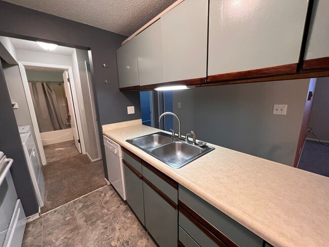 Photo - 902 Benton Dr Unidad 13