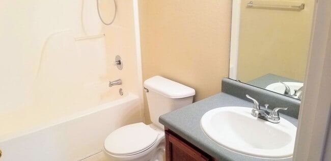 Photo - 108 Hickory Ridge Dr Unit 108 Hickory Ridge