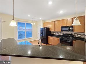 Photo - 6196 Murray Terrace