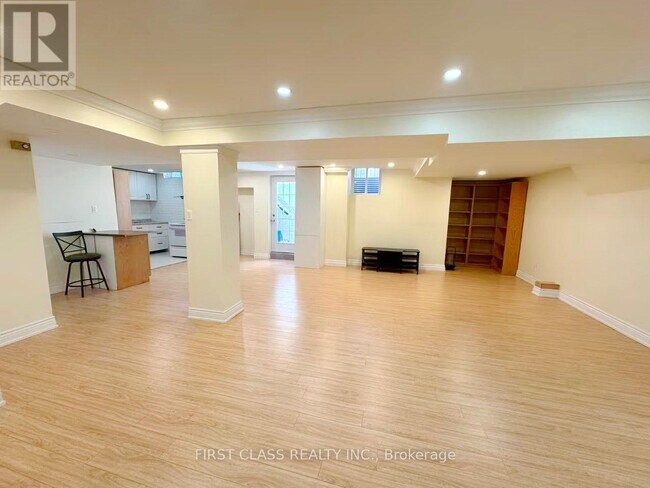 Photo - 1200 Rushbrooke Dr