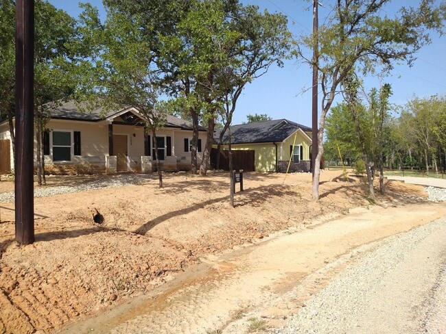 Photo - 1000 Wooded Hollow Ct