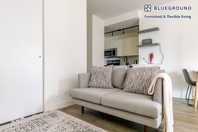 Photo - 21 E Chestnut St Unidad SI FL12-ID1295