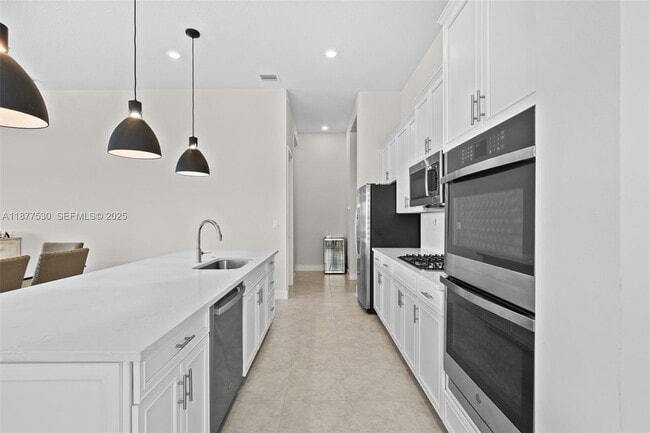 Photo - 7612 Knight St