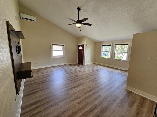 Photo - 2436 Arapaho St