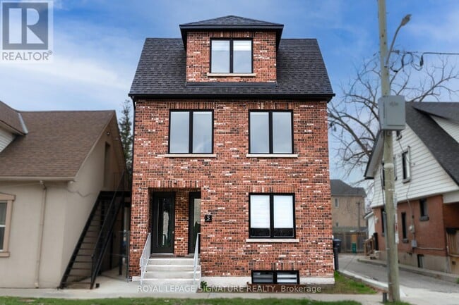 Photo - 5 Mill St N Unit #3