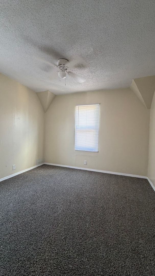Photo - 2 bed Home for Rent .....Drive by and take a look!!!