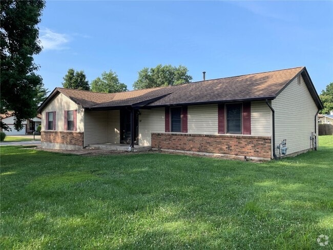 Building Photo - 14 Twin Oaks Dr Rental