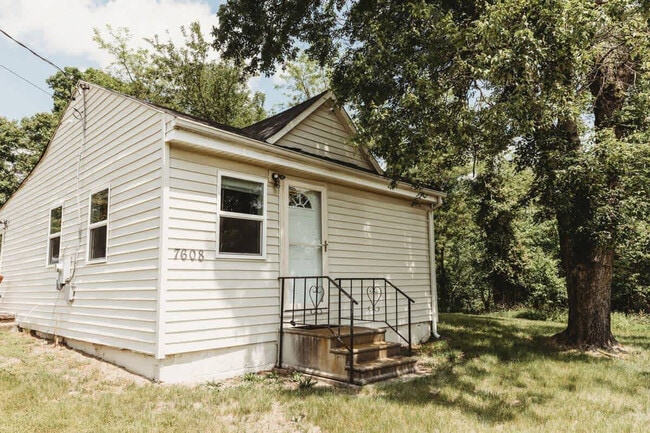 Photo - 7608 Harmans Rd Unit ID1056574P