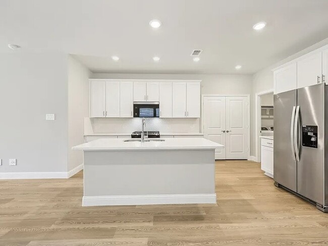 Photo - 1202 Booker Dr