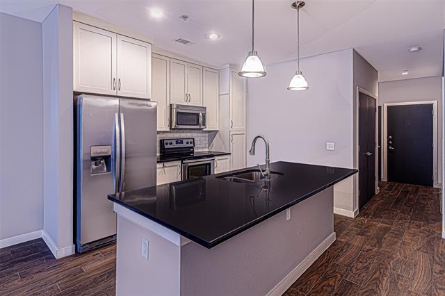 Building Photo - 5609 SMU Boulevard Unit 305