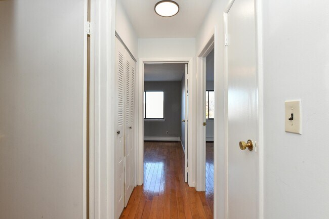 Photo - 1308 46th St Unit 1