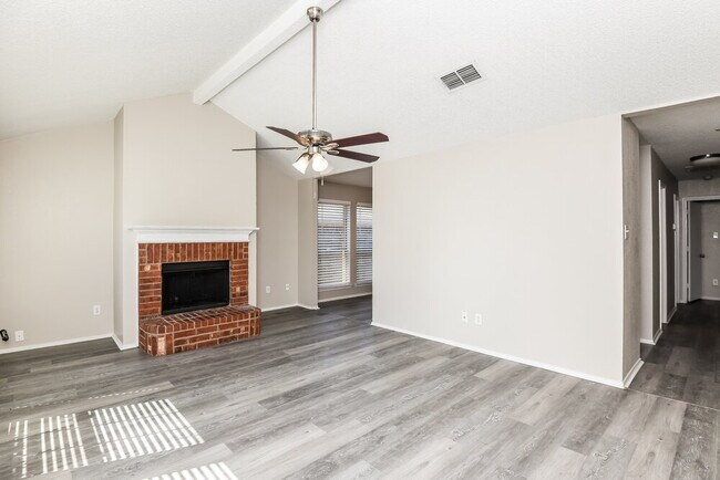 Photo - 2428 Ensenada Ln