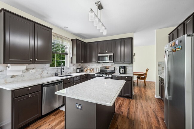 Photo - 126 Redmond Dr