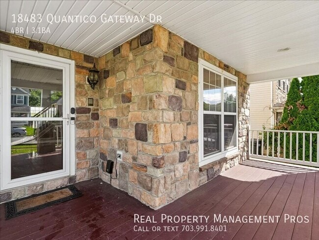 Photo - 18483 Quantico Gateway Dr