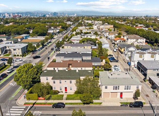 Photo - $1,000 Move-In Credit | Modern 2-Bed Oasis...