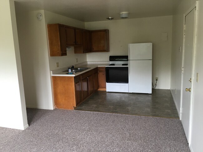 Photo - 2820 John Ave Unit 3