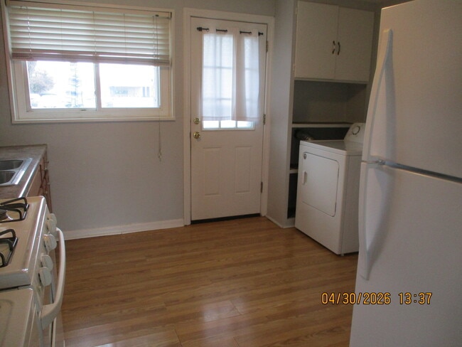 Photo - 8713 S Keeler Ave Unidad 1
