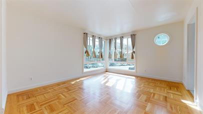 Photo - Beautiful 3 Bedroom 1.5 Bathroom with a Ga...