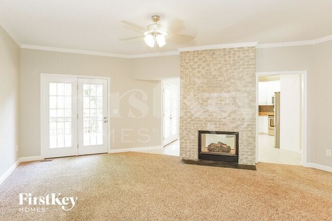 Photo - 4025 Ivy Bluff Trail