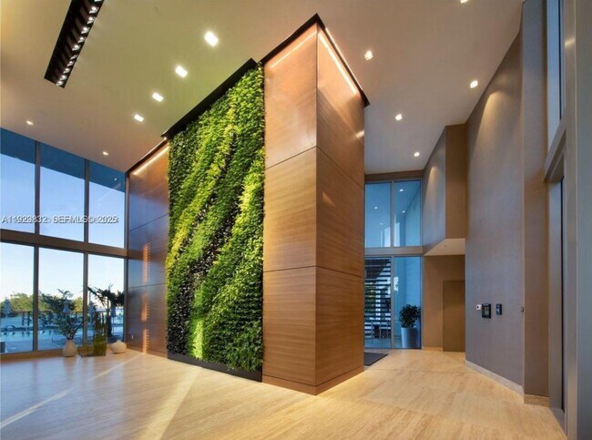 Photo - 16385 Biscayne Blvd Unit 301