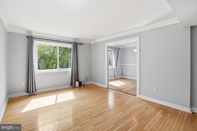 Photo - 2916 Cantania Pl