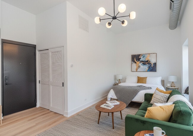 Photo - 2718 N Hampden Ct