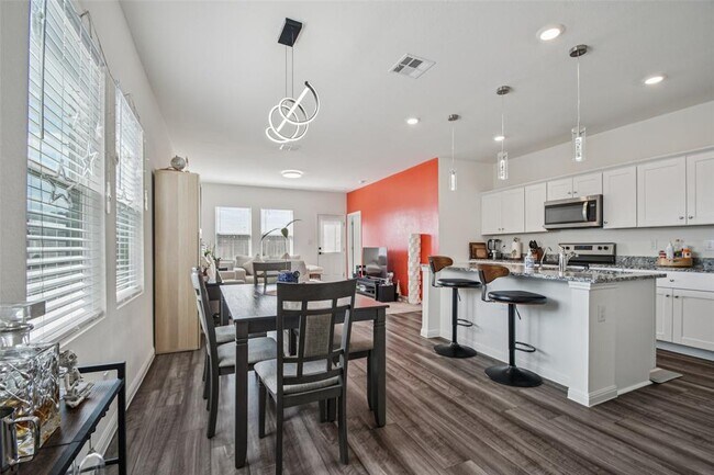 Photo - 409 Redfish Ln