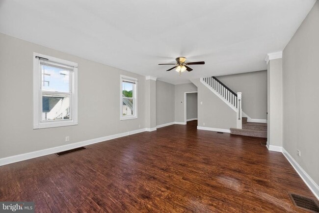 Photo - 1219 E Philadelphia Ave