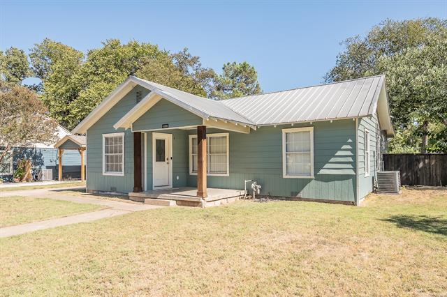 Building Photo - 1009 S Waco St