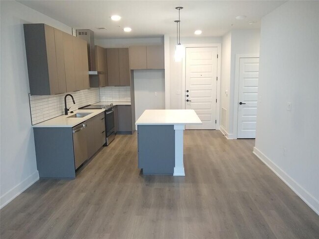 2220 Webberville Rd Unit 403