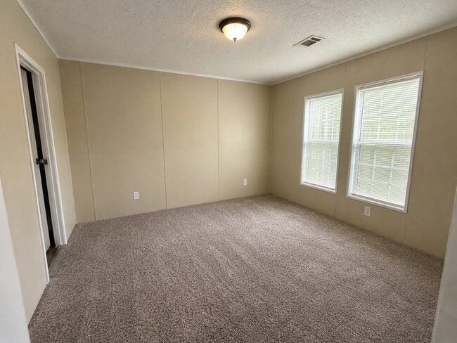 Photo - 2914 Vern Dr