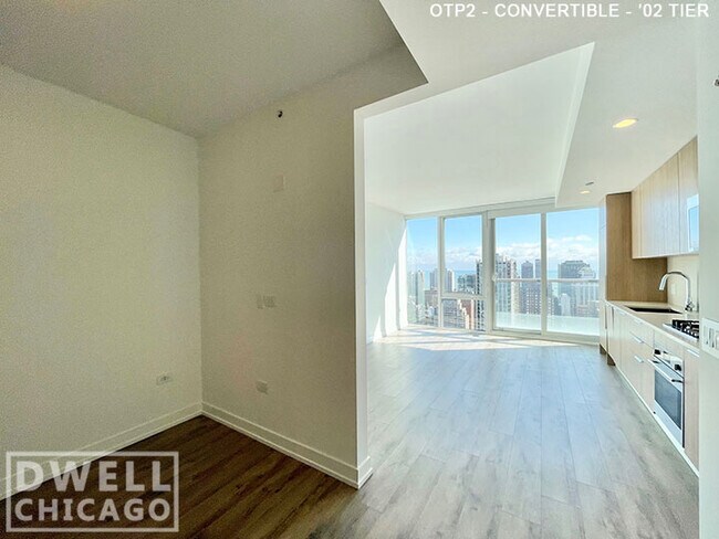 Photo - 1147 N Wells St