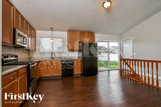 Photo - 322 Aspen Creek Dr