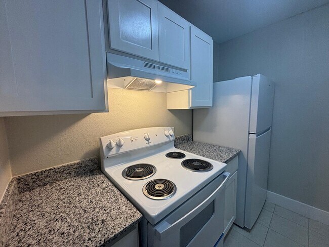 Photo - 1303 Philadelphia St Unidad 1