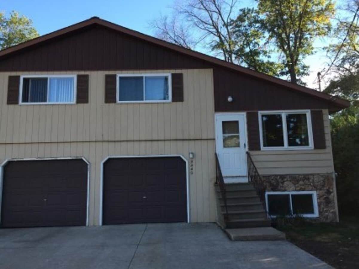 2 Bedroom Duplex - 2 Bedroom Duplex Townhome