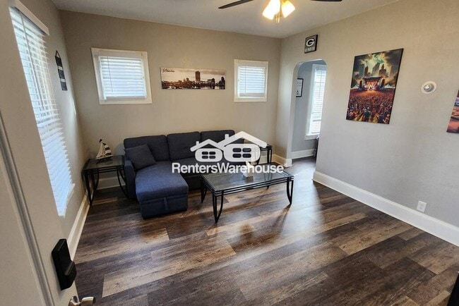 Photo - 2867 N Fratney St