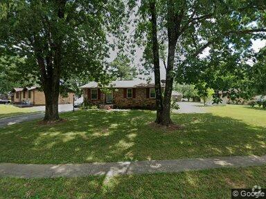 Building Photo - 806 Rose Dr Rental