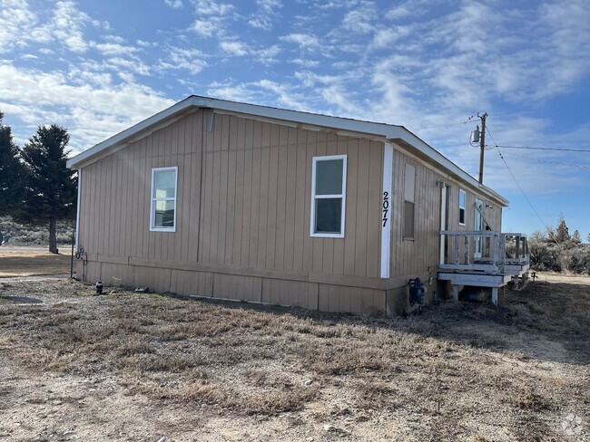 Building Photo - 3 Bedroom / 2 Bath in Spring Creek Rental