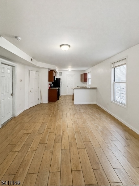 Building Photo - 81 Summer Ave Unit 2