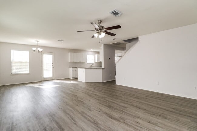 Photo - 20735 Desert Shadows Ln