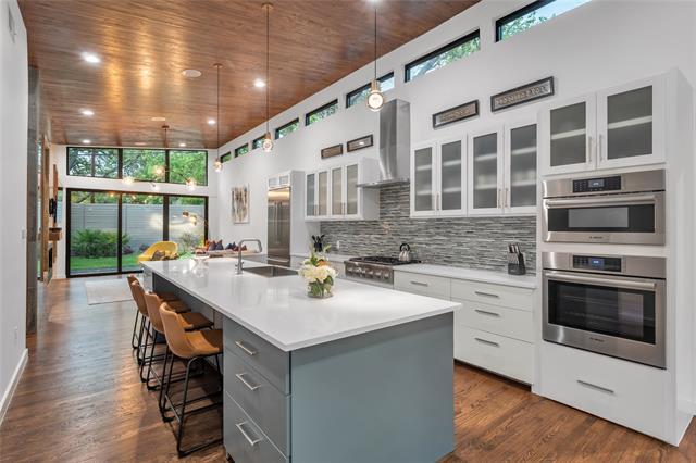 Photo - 10043 Woodgrove Dr