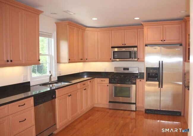 Photo - 675 High Ridge Rd