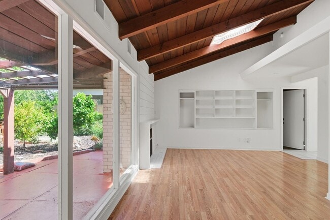 Photo - 3BD/1B Single Family Home - Zen Garden!
