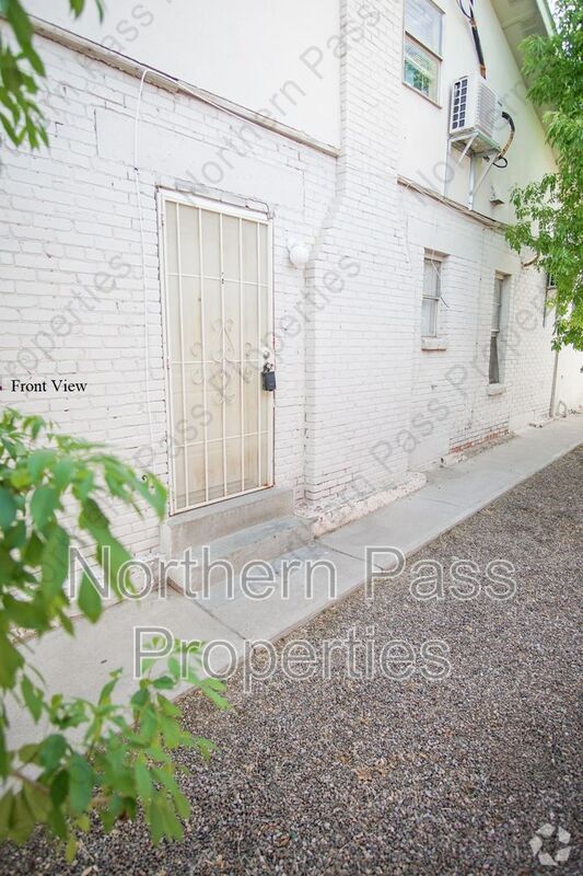 Building Photo - 3403 Pershing Dr Unit 2 Rental